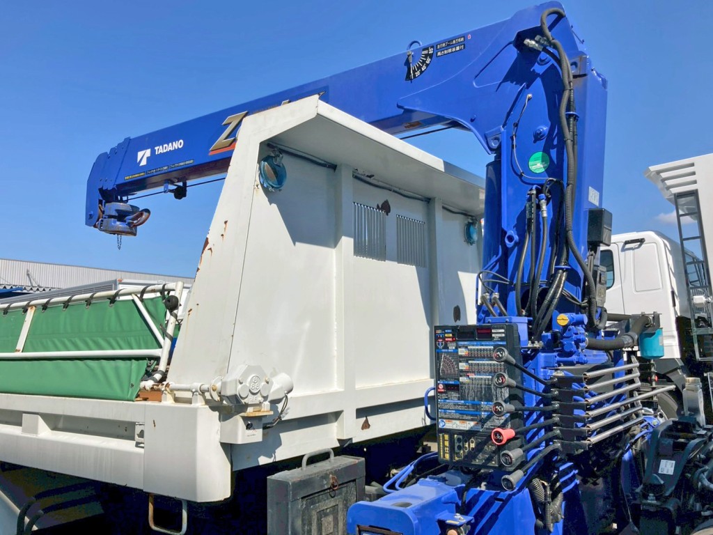 前壁の状態です。|三菱 ファイター 2KG-FK62F(2WD)の写真15