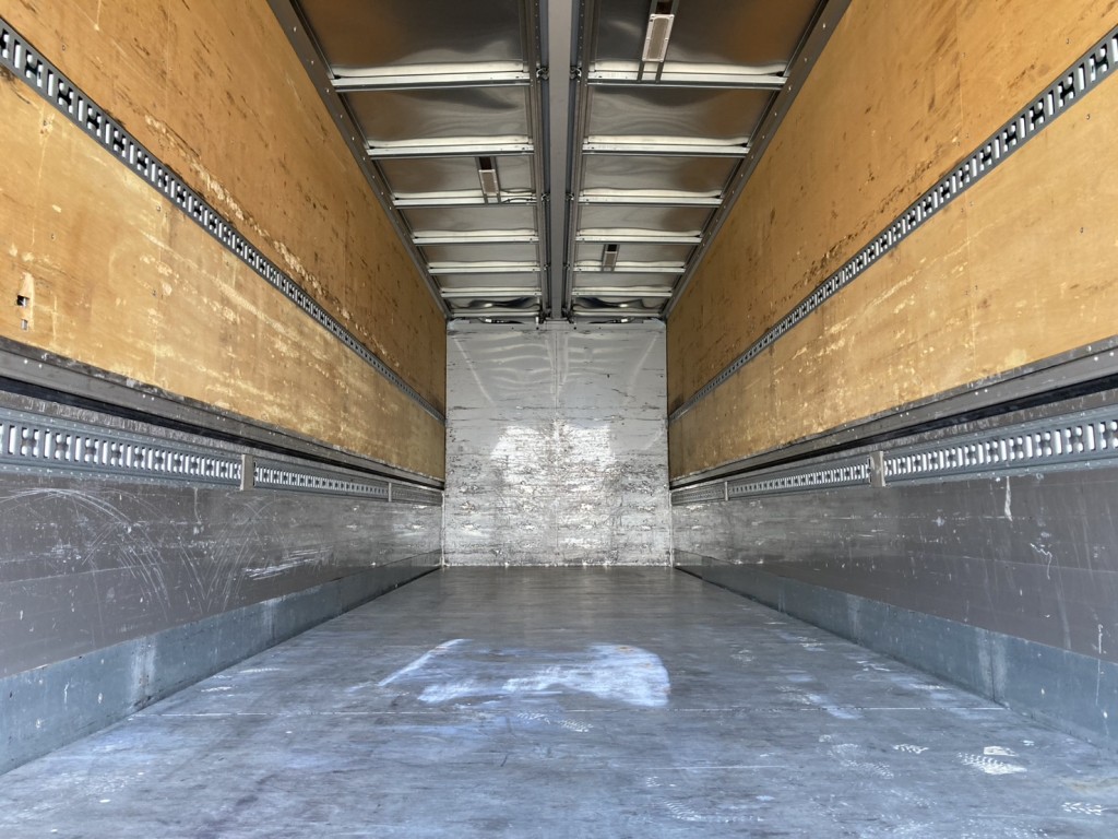 ボデー内部です。|三菱 スーパーグレート 2PG-FS74HZの写真18