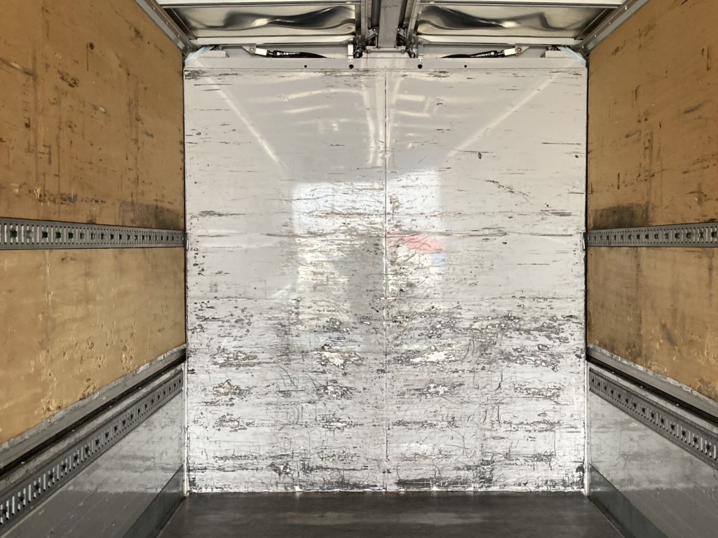 前立ての状態です。|三菱 スーパーグレート 2PG-FS74HZの写真19