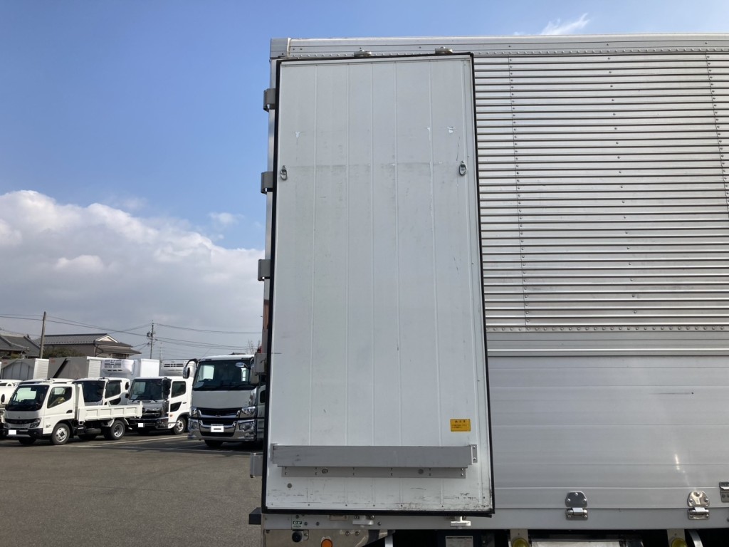 観音ドア裏の状態です。|三菱 スーパーグレート 2PG-FS74HZの写真33