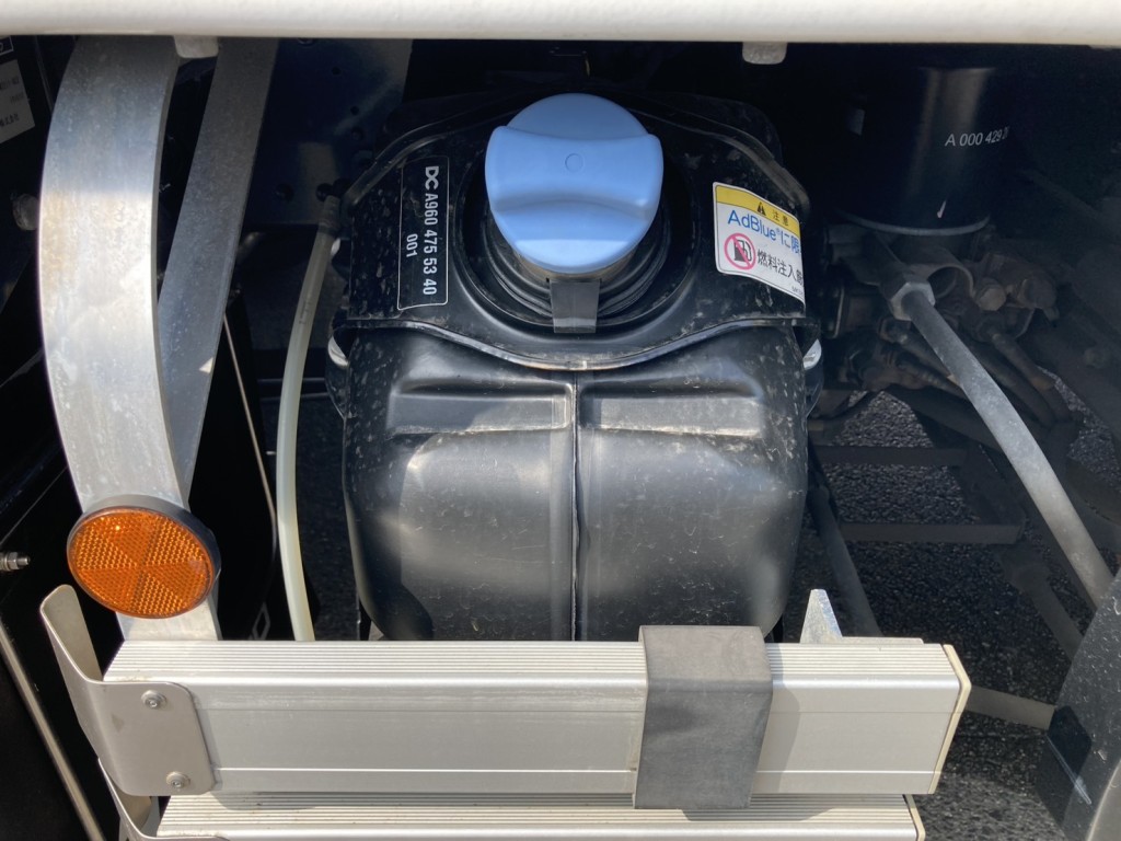 アドブルータンクです。|三菱 スーパーグレート 2PG-FS74HZの写真43