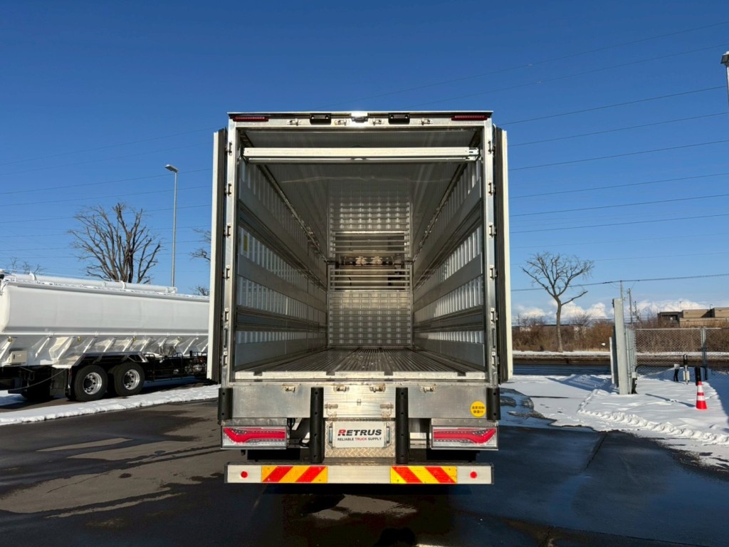 日野 プロフィア 2DG-FS1AHGの写真16