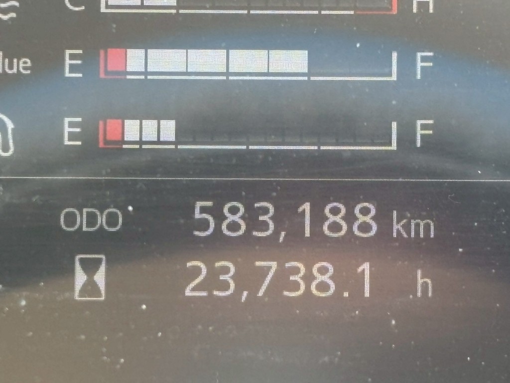 日野 プロフィア 2DG-FS1AHGの写真35