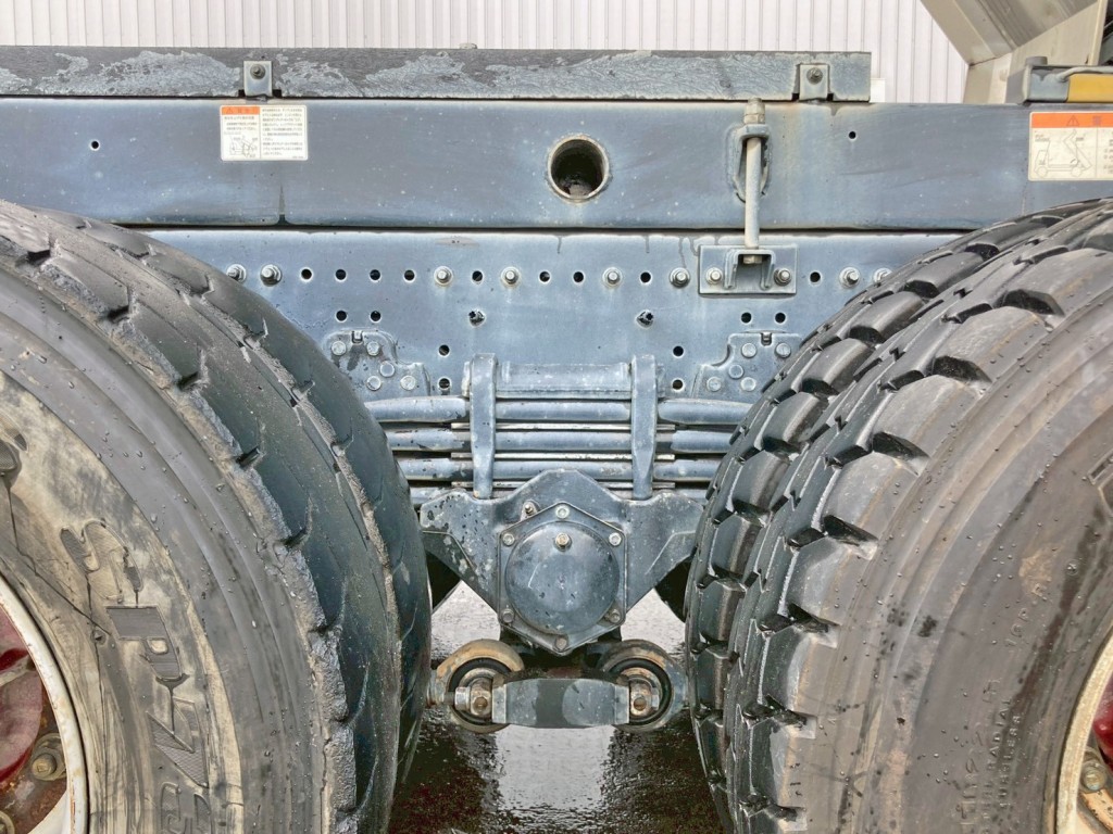 リーフサスです。|日野 プロフィア 2DG-FS1AGAの写真5