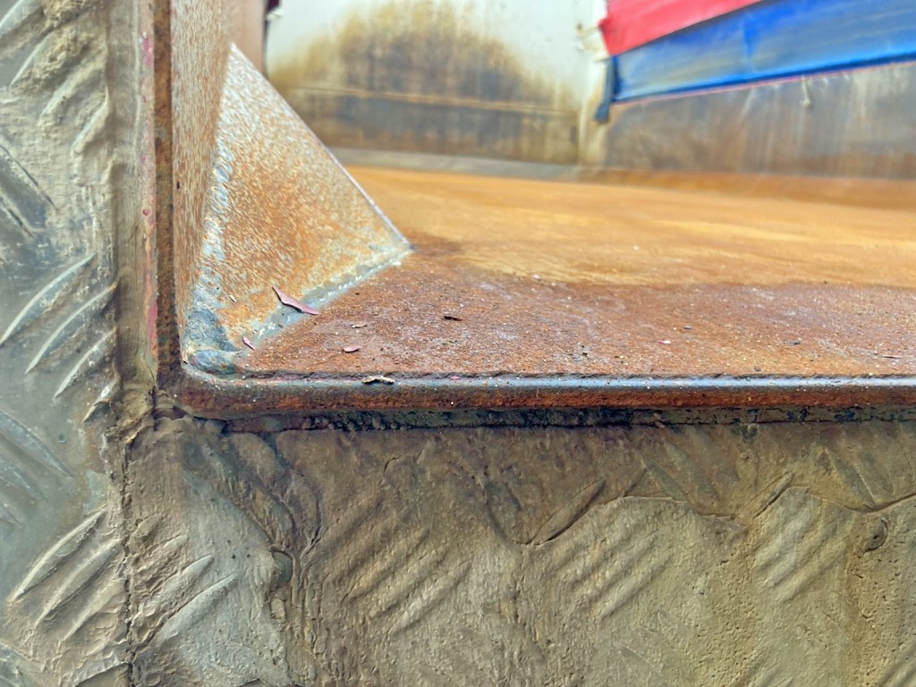 床板は二重張りです。|日野 プロフィア 2DG-FS1AGAの写真11