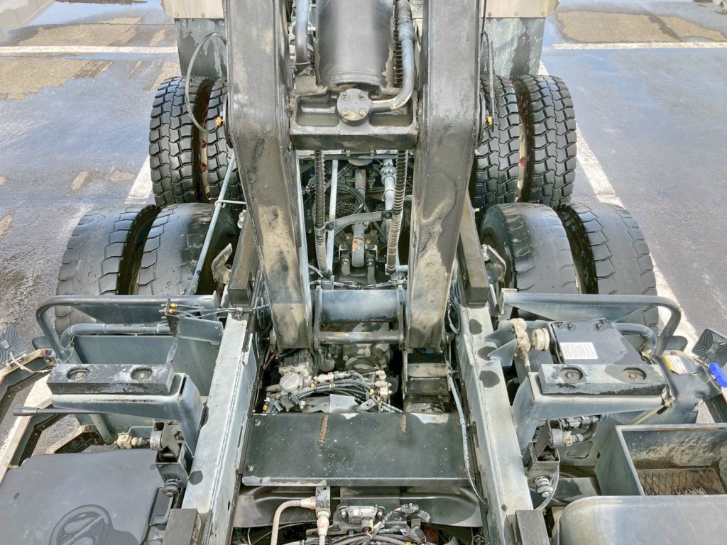 日野 プロフィア 2DG-FS1AGAの写真18