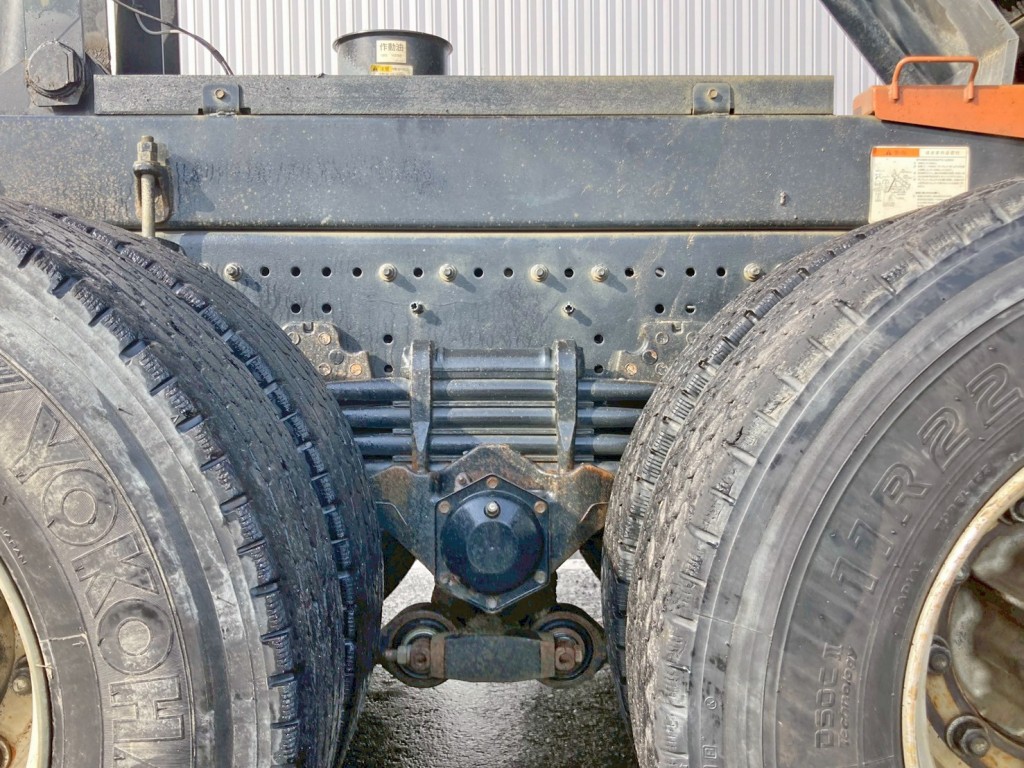 リーフサスです。|日野 プロフィア 2DG-FS1EGAの写真5