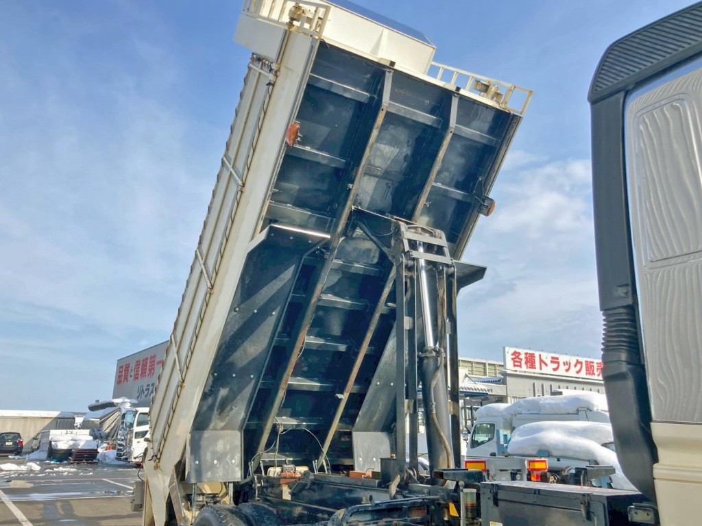 日野 プロフィア 2DG-FS1EGAの写真17