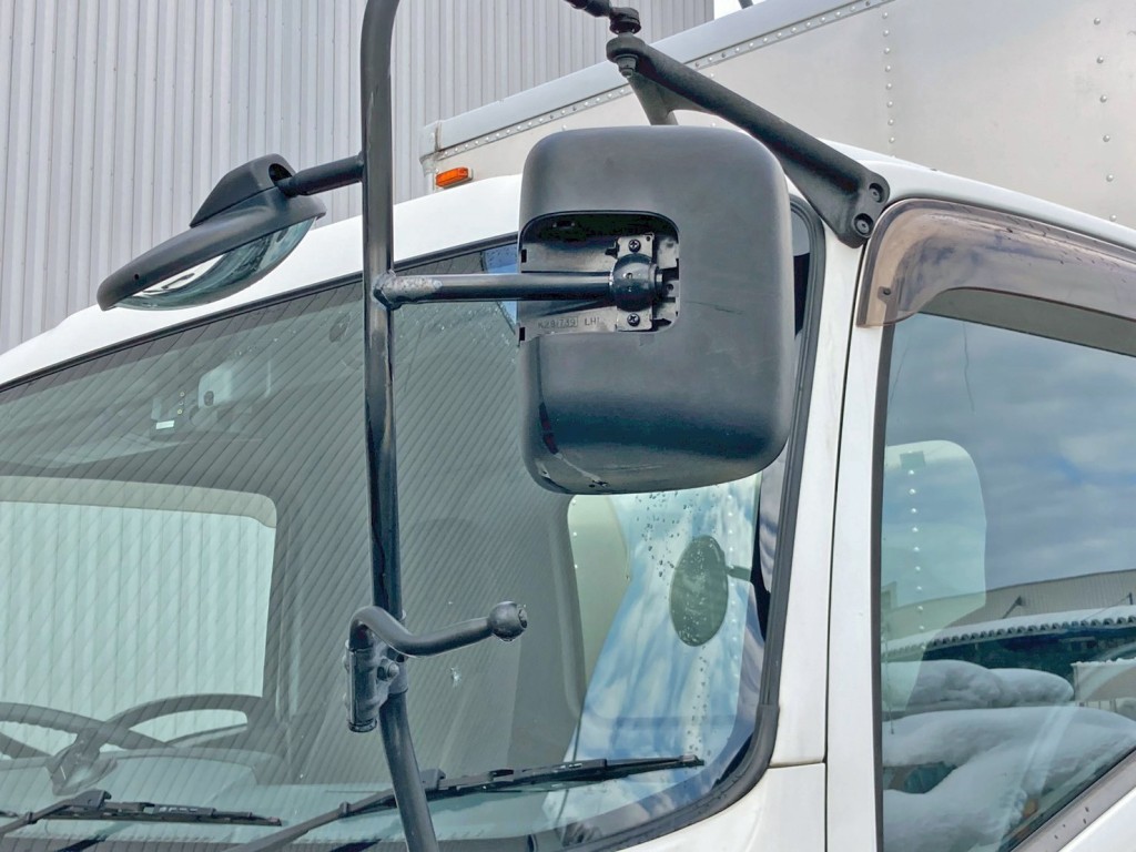 助手席側サイドミラー取付部カバー 及び 補助ミラー欠品しています。|いすゞ フォワード 2RG-FRR90S2(2WD)の写真23