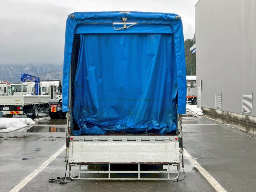 リヤアオリを開いた状態です。(アオリは地面に接地しません)|日野 デュトロ TKG-XZU720M(2WD)の写真11