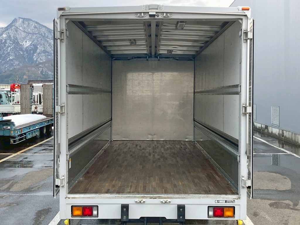 三菱 ファイター 2KG-FK64F(2WD)の写真10