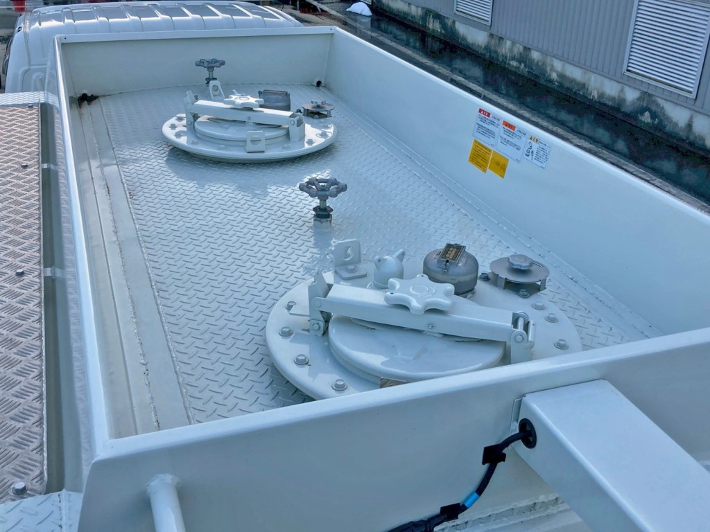 日野 デュトロ 2DG-XZU685M(4WD)の写真9