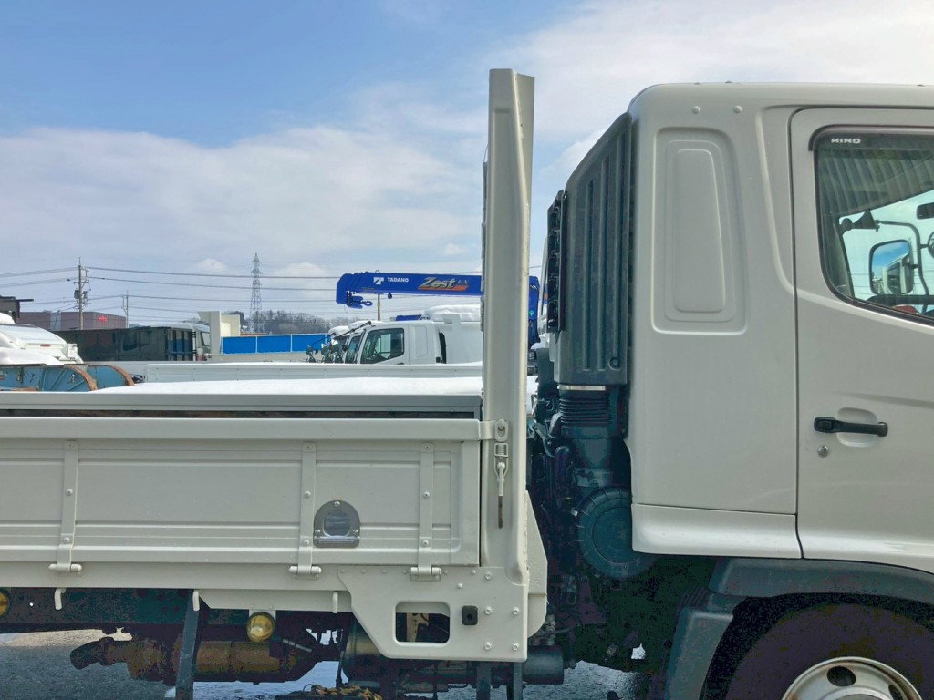 プロテクター運転側の状態です。|日野 レンジャー TKG-FD9JMAA(2WD)の写真18