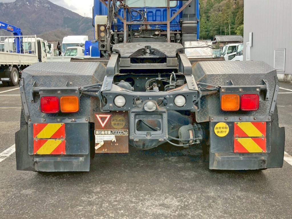 リヤ周りの状態です。|三菱 スーパーグレート QKG-FV60VJRの写真17