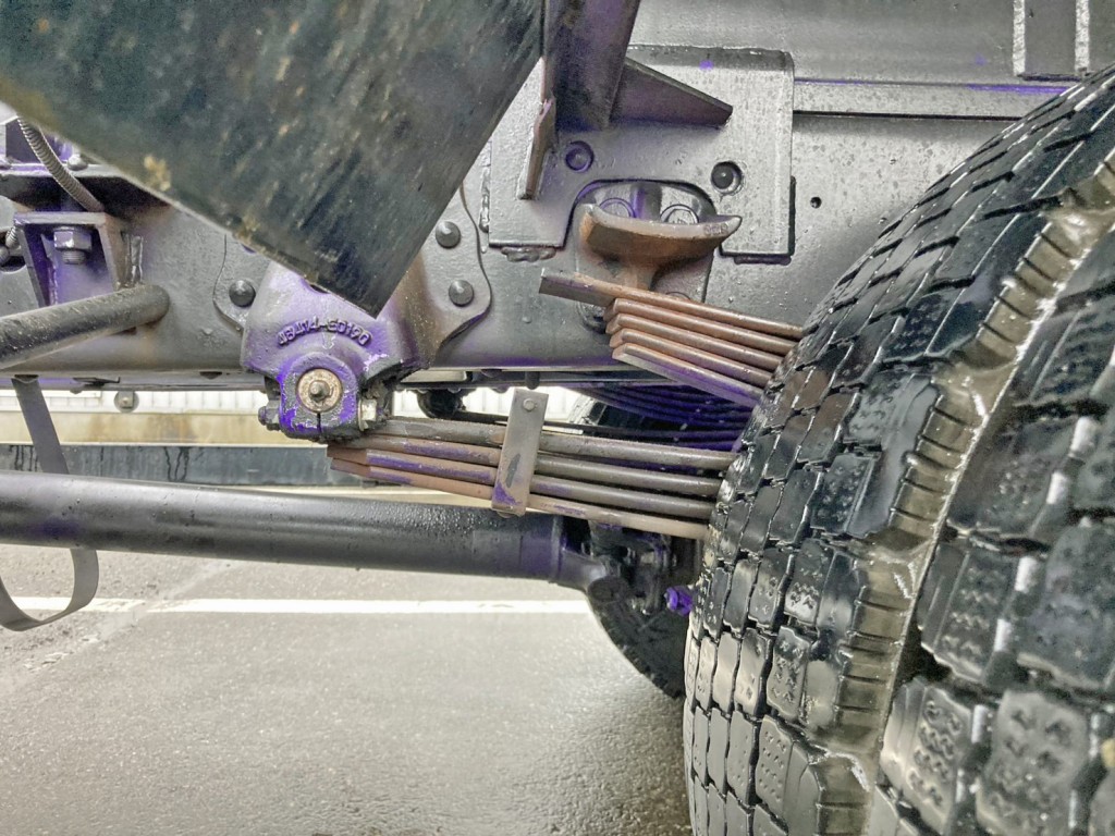 リーフサスです。|日野 レンジャー QKG-FE7JLAAの写真5