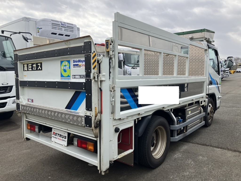 三菱 キャンター 2RG-FDA50(4WD)の写真4