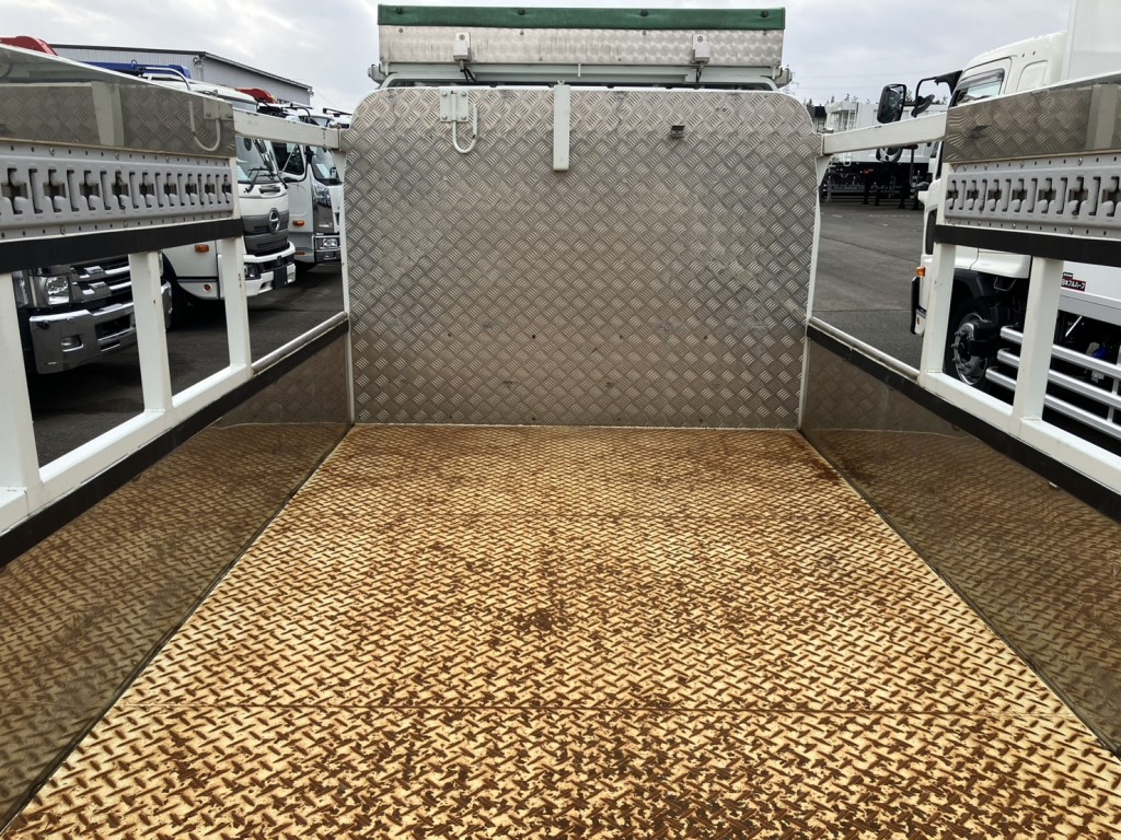 三菱 キャンター 2RG-FDA50(4WD)の写真5