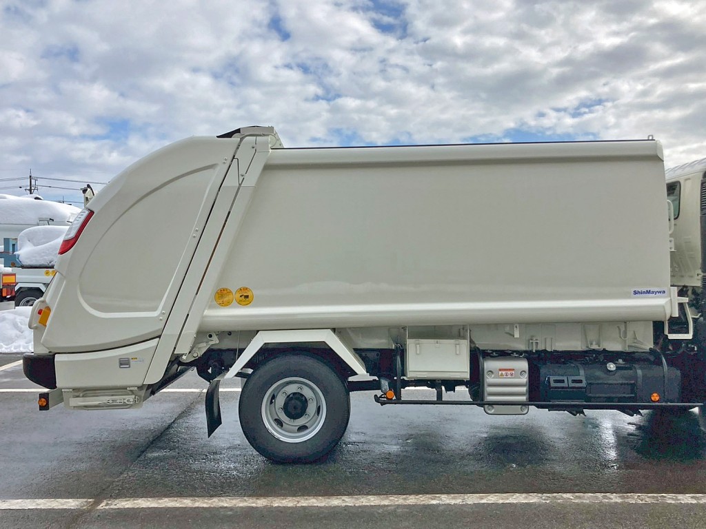 タンクの外観状態です。(運転席側)|日野 デュトロ 2KG-XZU712M(2WD)の写真21