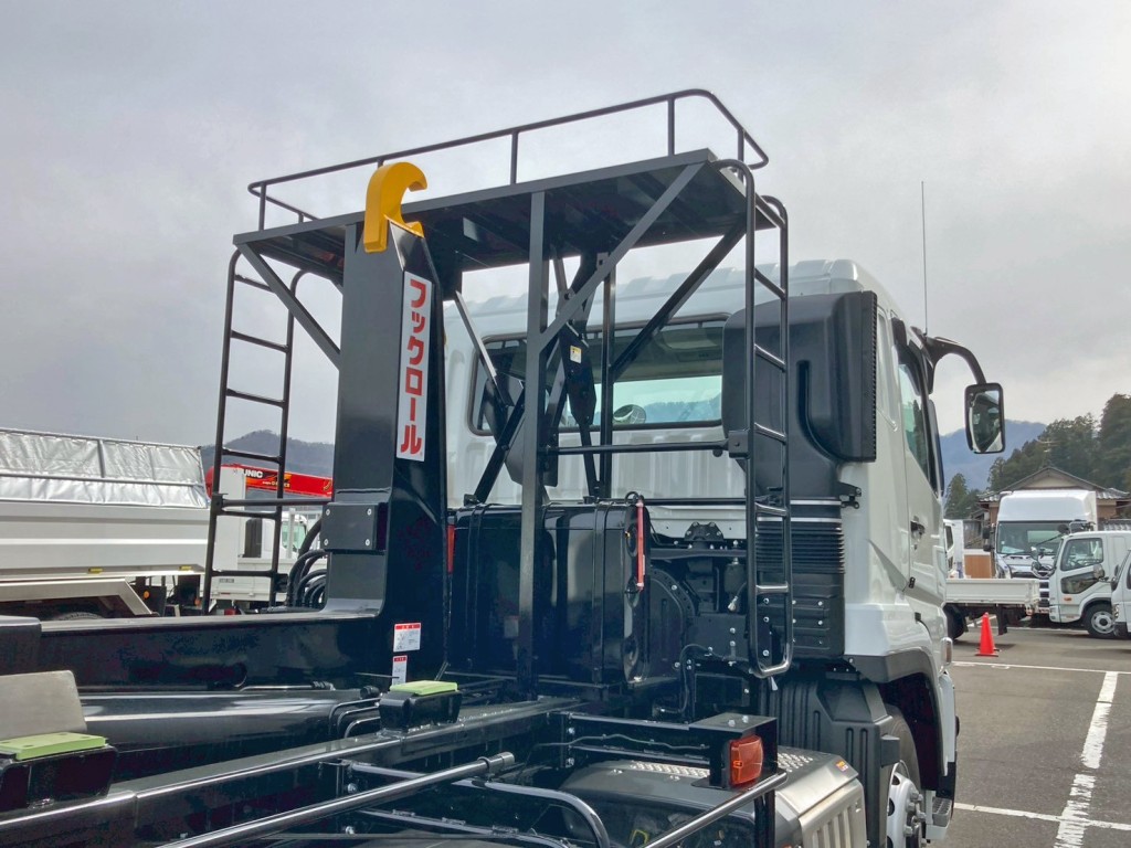 つい立付きです。|三菱 スーパーグレート 2PG-FV80VYの写真8