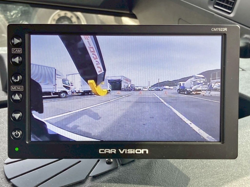 コンテナ脱着用のモニターが付いています。|三菱 スーパーグレート 2PG-FV80VYの写真19