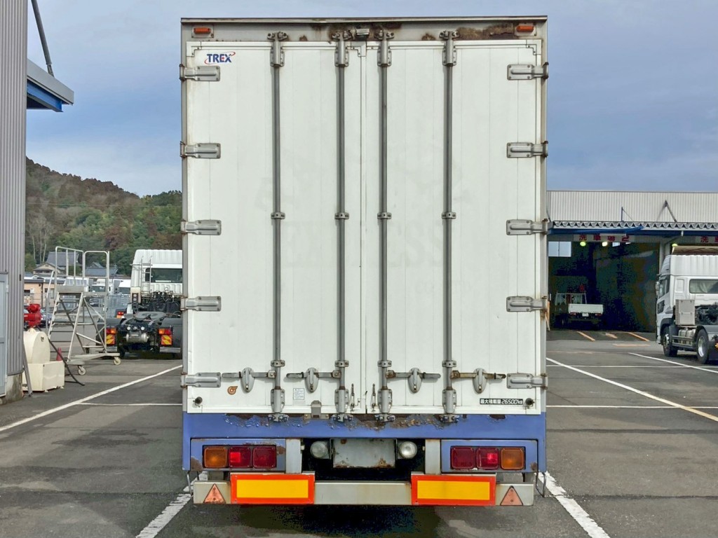 リヤ周りの状態です。|トレクス  PLB34112改の写真9