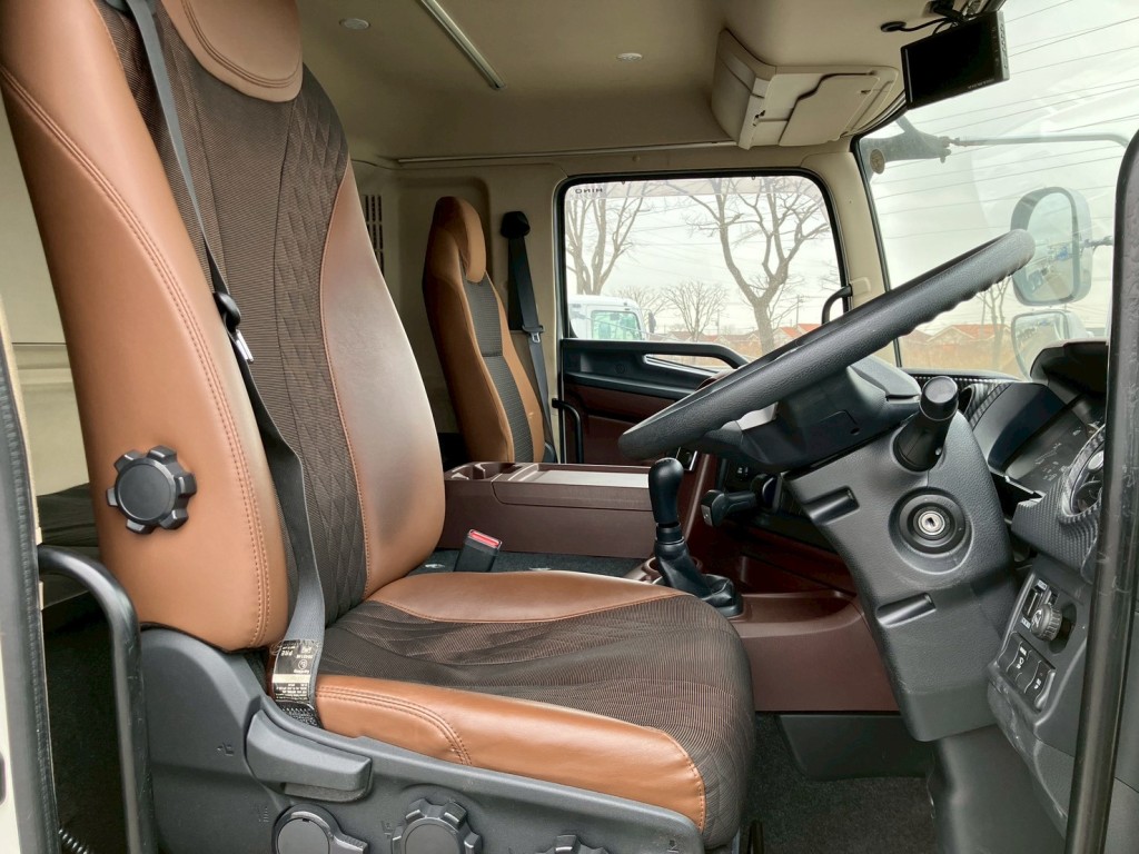 日野 プロフィア 2DG-FW1AHGの写真6