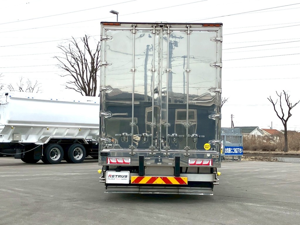 リヤ周りの状態です。|日野 プロフィア 2DG-FW1AHGの写真9