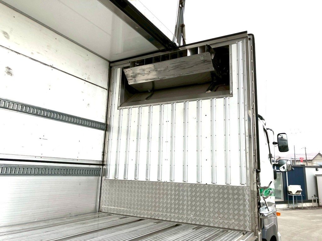 日野 プロフィア 2DG-FW1AHGの写真24