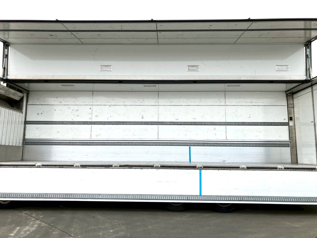 日野 プロフィア 2DG-FW1AHGの写真30