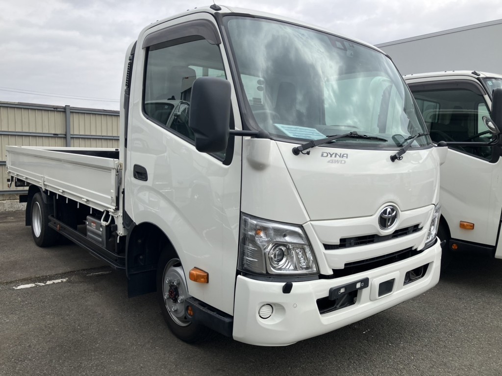 トヨタ カゼット 2KG-XZU775(4WD)の写真2