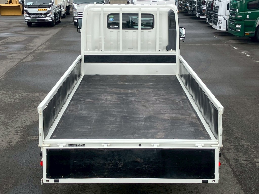 床は板張りです。|トヨタ カゼット 2KG-XZU775(4WD)の写真11