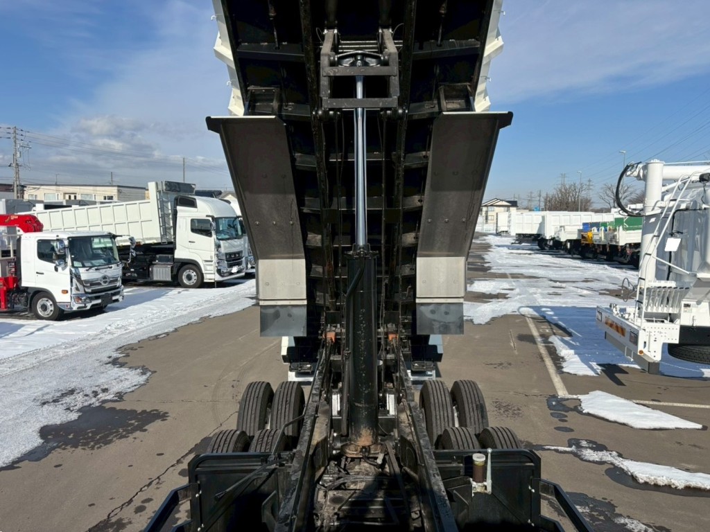 日野 プロフィア 2DG-FS1AHEの写真14