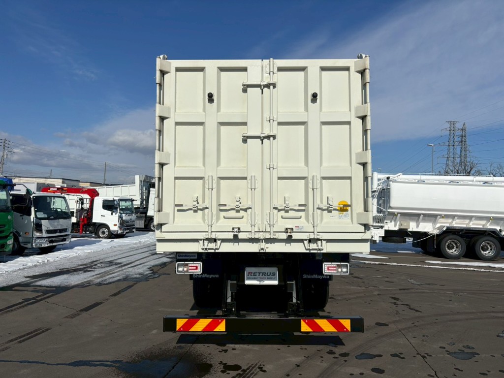 リヤ周りの状態です。|日野 プロフィア 2DG-FS1AHEの写真16