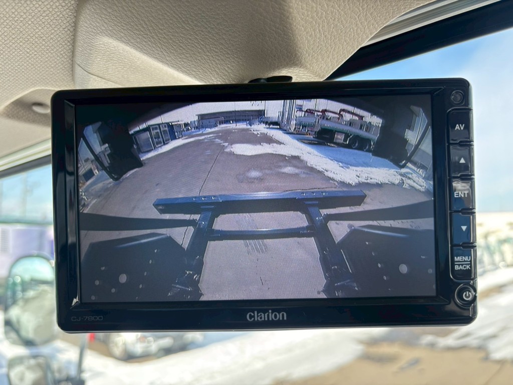 液晶バックモニター付きです。|日野 プロフィア 2DG-FS1AHEの写真26