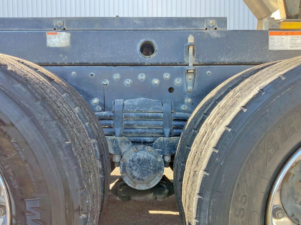 リーフサスです。|三菱 スーパーグレート QKG-FV60VXの写真5