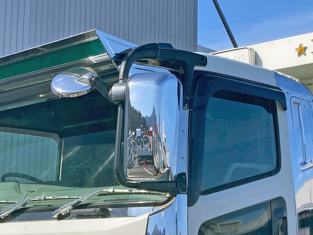 電動ミラーはバイザー付きの為 作動不良です。|三菱 スーパーグレート QKG-FV60VXの写真40