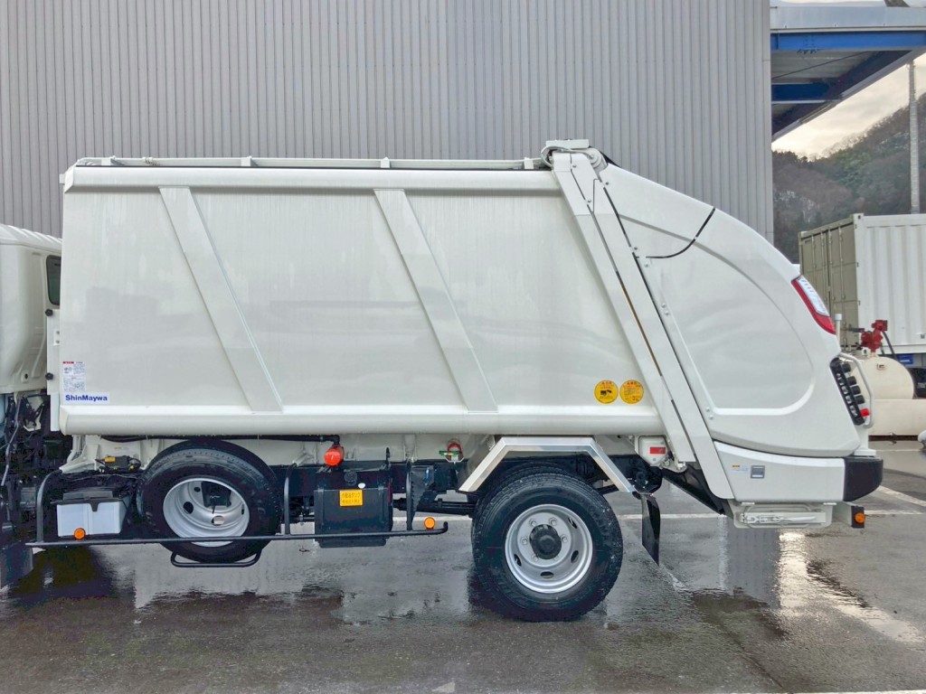 タンクの外観状態です。(助手席側)|日野 デュトロ 2KG-XZU710M(2WD)の写真20