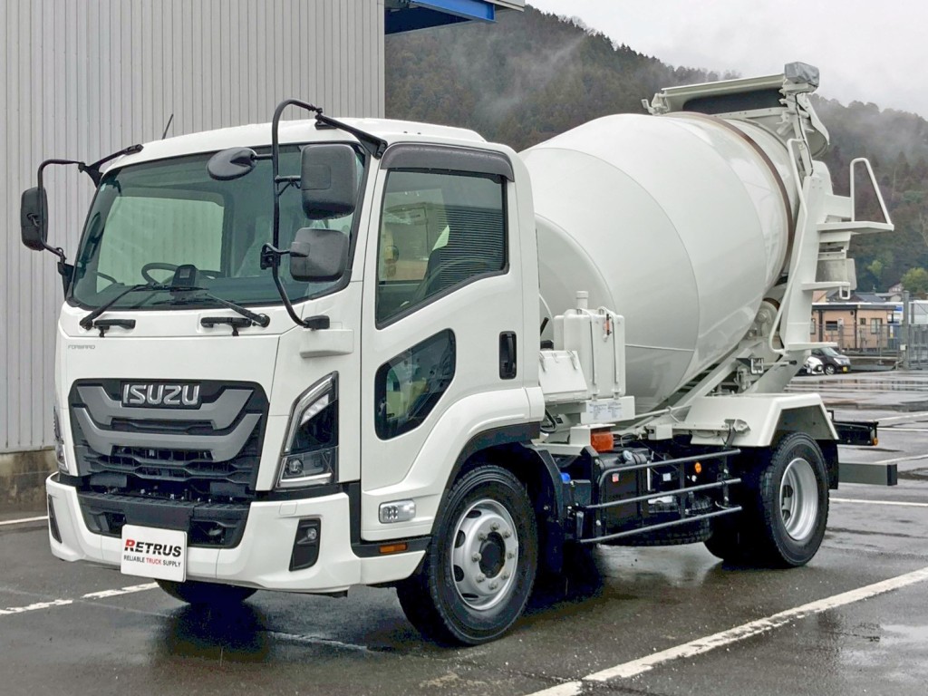 いすゞ フォワード 2PG-FTR90U4の写真1