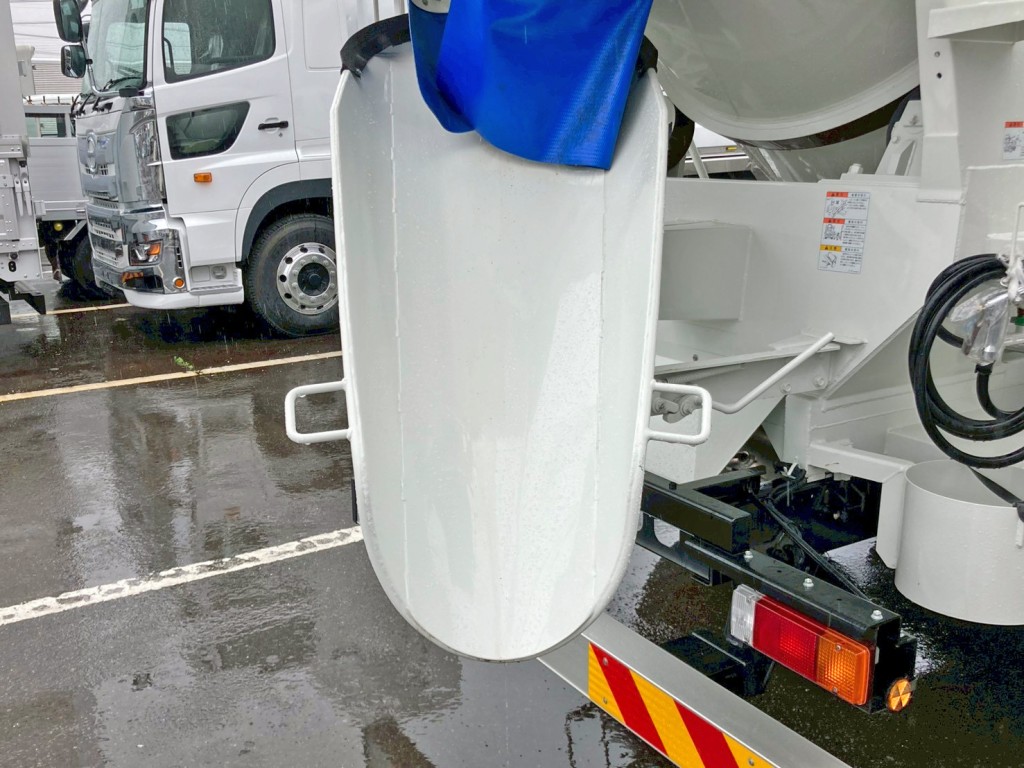 シュートの状態です。|いすゞ フォワード 2PG-FTR90U4の写真13