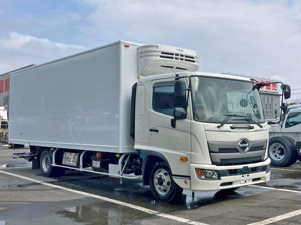 日野 レンジャー 2KG-FD2ABG(2WD)の写真2