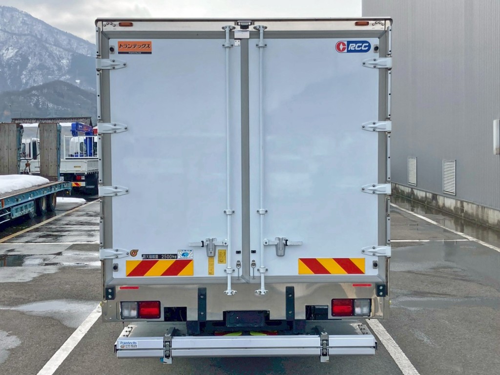 リヤ周りの状態です。|日野 レンジャー 2KG-FD2ABG(2WD)の写真9