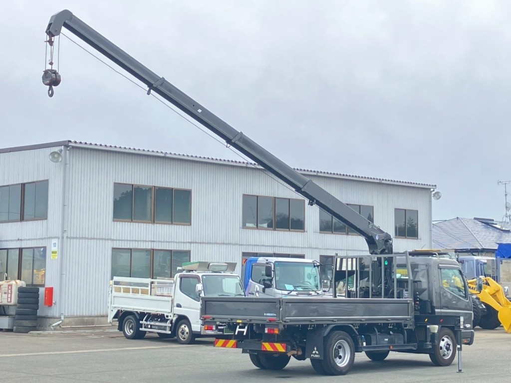 三菱 キャンター 2PG-FEB90(2WD)の写真4