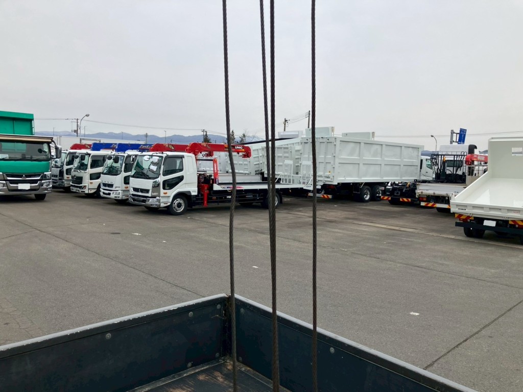 クレーンのワイヤーにキンクがあります。|三菱 キャンター 2PG-FEB90(2WD)の写真21