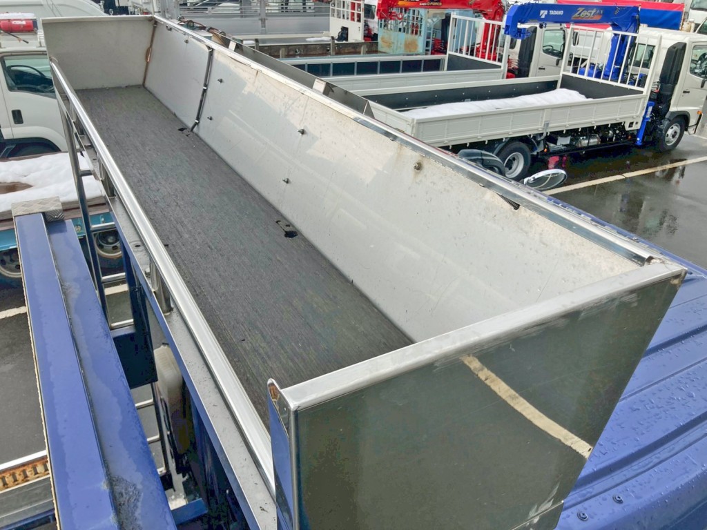 シートデッキの状態です。|三菱 スーパーグレート 2PG-FS74HZの写真18