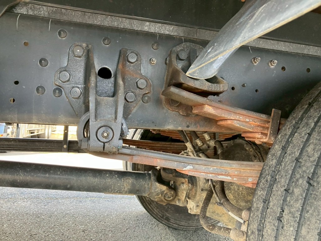 リーフサスです。|三菱 ファイター 2KG-FK62FZの写真5