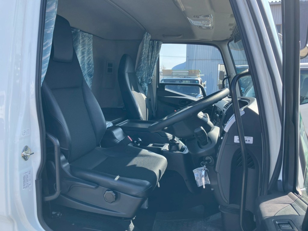 三菱 ファイター 2KG-FK62FZの写真7