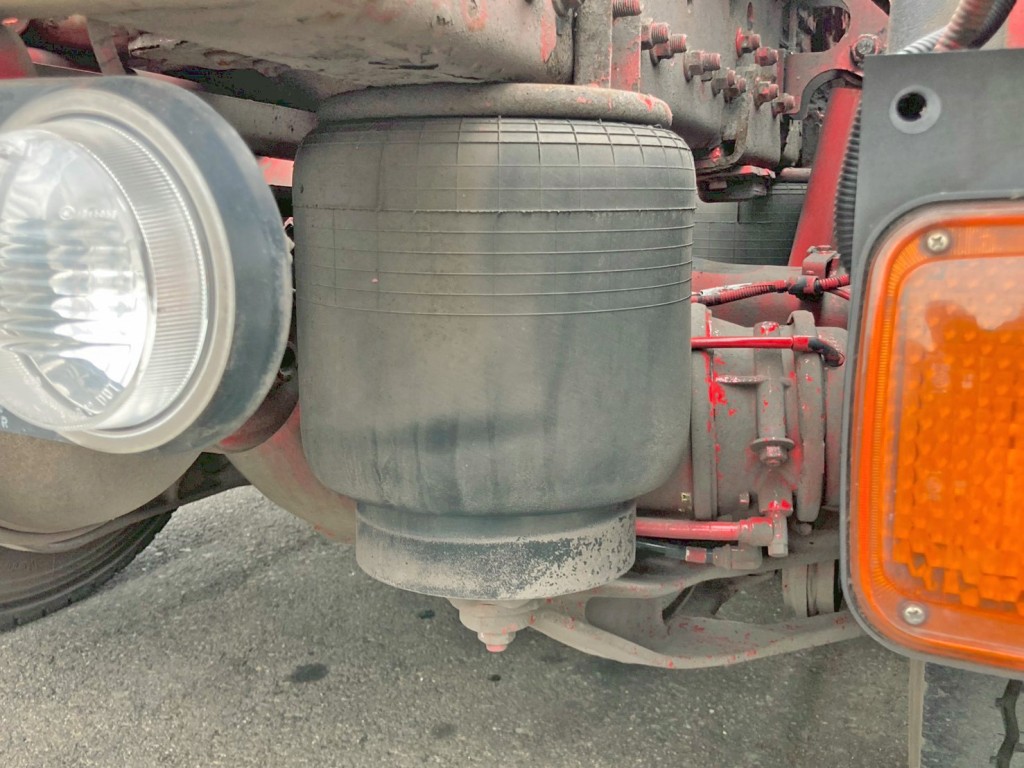 エアサスです。|日野 プロフィア QPG-SH1EDDGの写真5