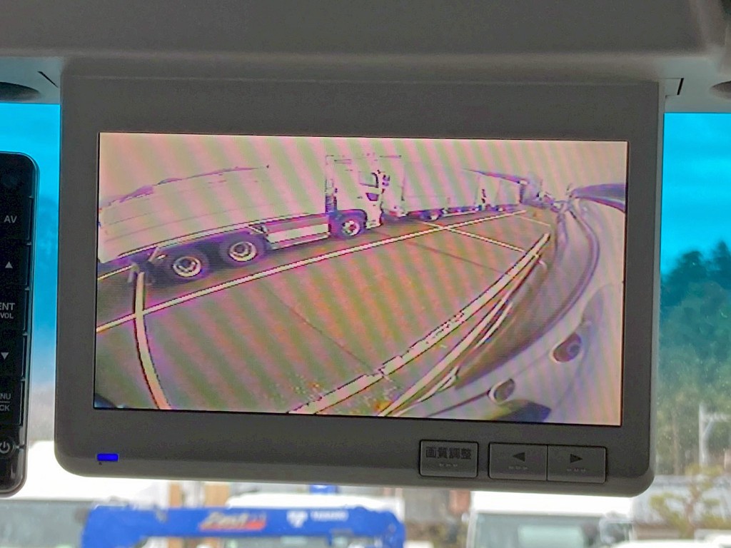 サイドモニター付きです。|日野 プロフィア QPG-SH1EDDGの写真32