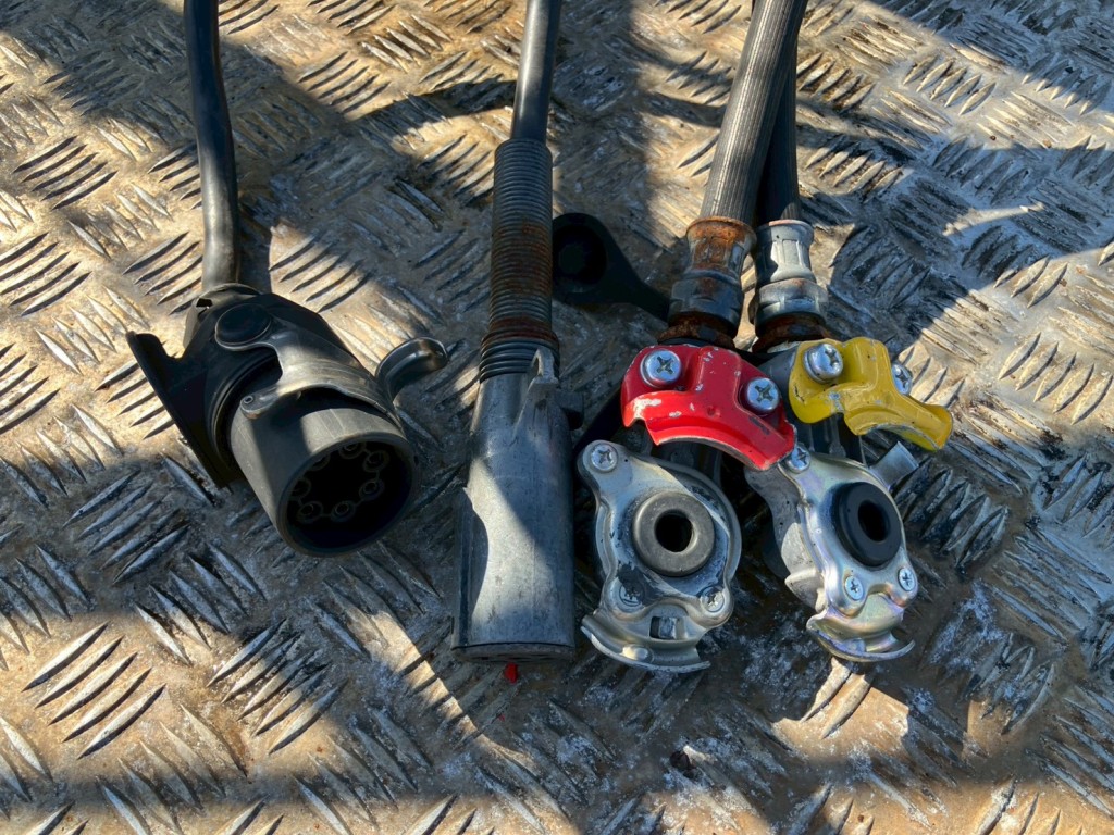 日野 プロフィア QDG-SS1EKDAの写真11