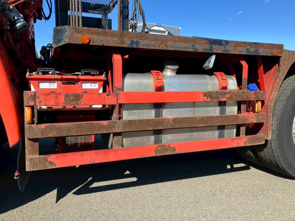 日野 プロフィア QDG-SS1EKDAの写真19